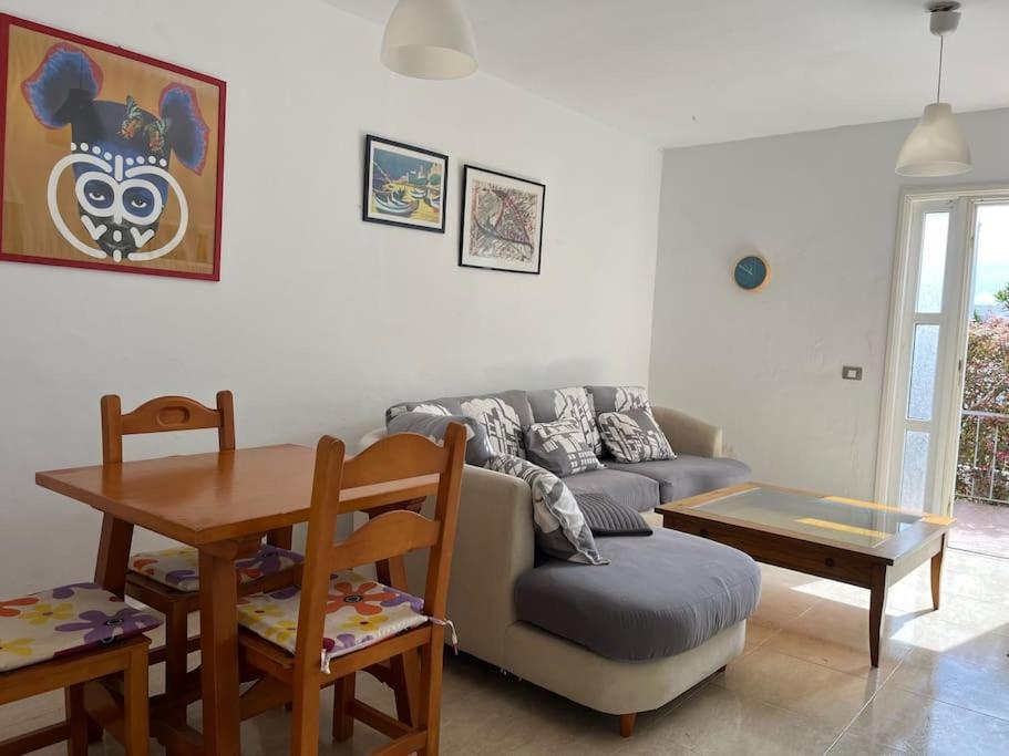 Playa Chica Apt With Terrace 100 M From The Sea 푸에르토 델 카르멘 외부 사진
